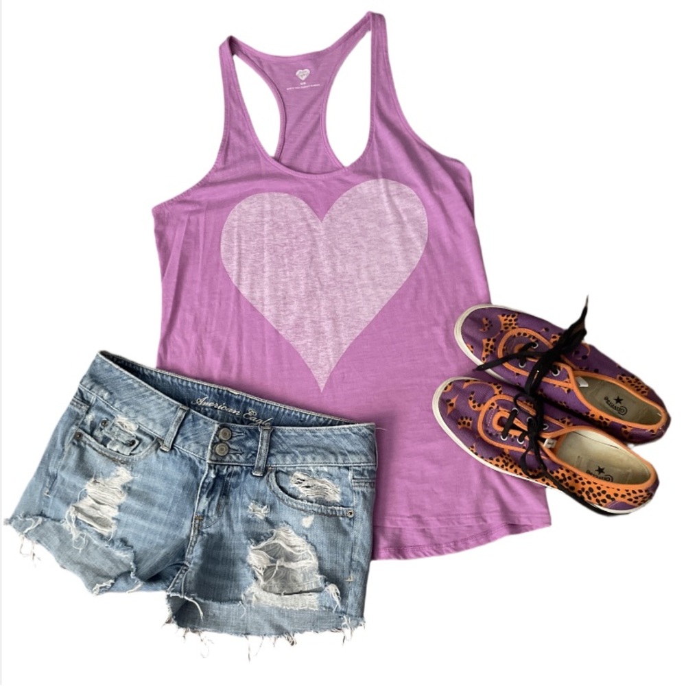 *5/$40 NWOT Express purple lilac razorback tank top w/ large white heart graphic